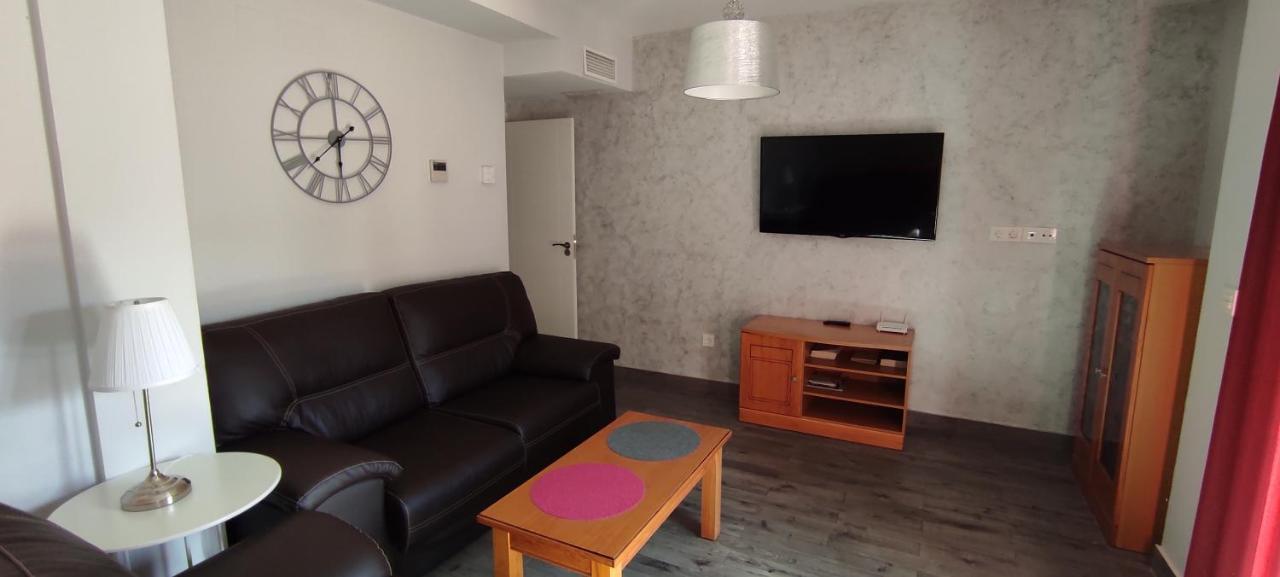 Cedran Granada Apartamento ภายนอก รูปภาพ